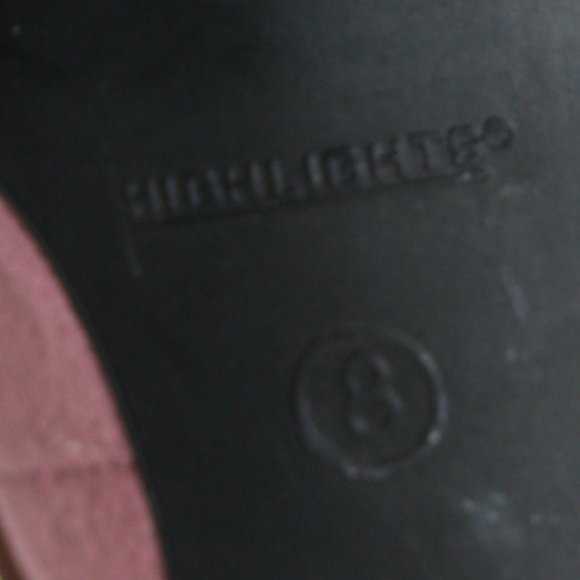 Pink Suede pump heels size 8 Highlights - Picture 3 of 5